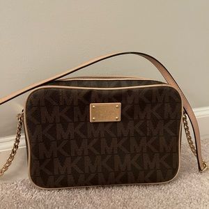 Michael Kors Crossbody